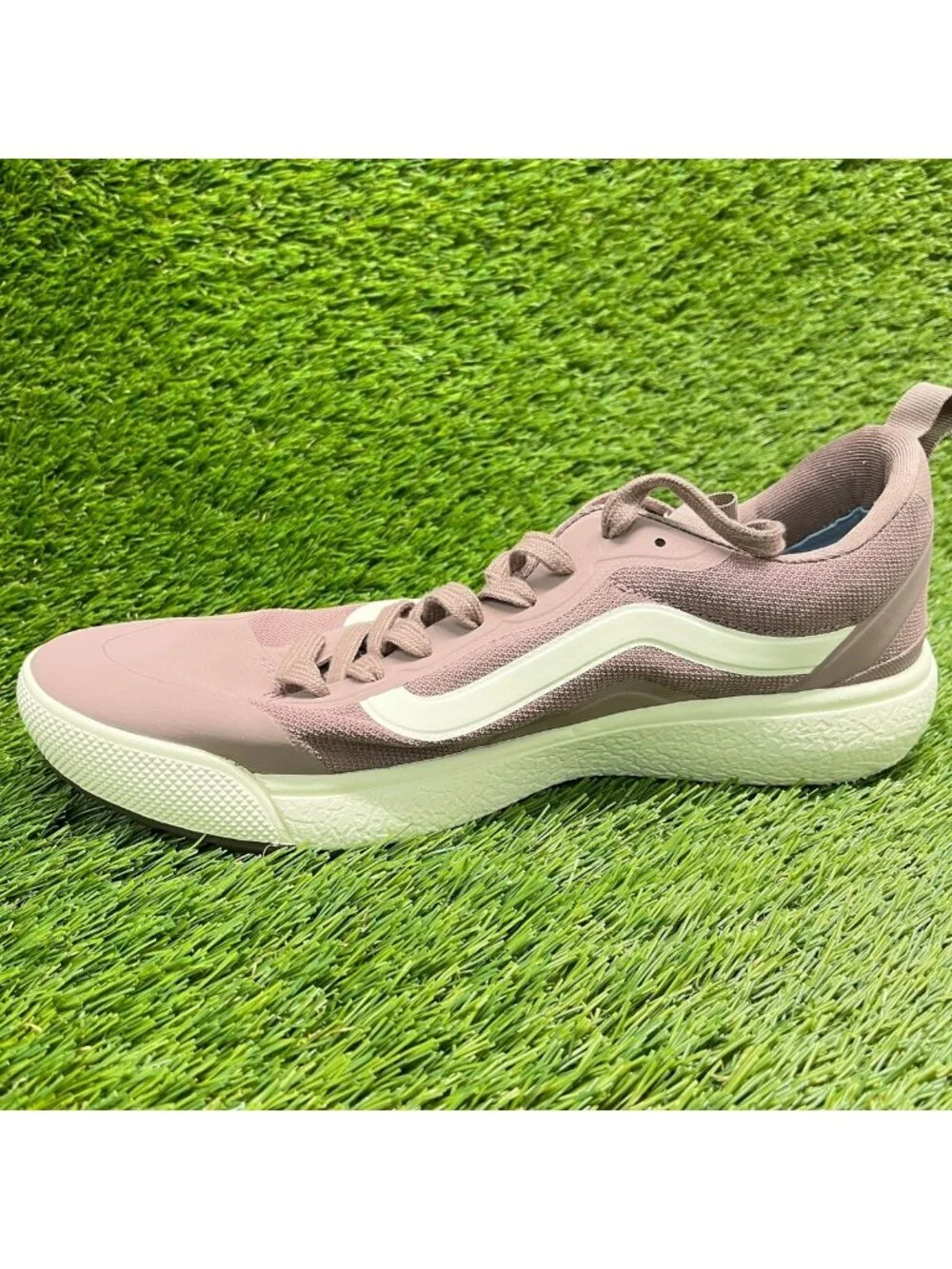 Vans UltraRange EXO Mauve Mist Mens Size 9.5 Womens 11 Athletic Shoes Sneakers